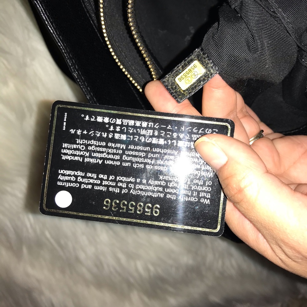 Authentic Chanel large GST - Picture 6 of 8
